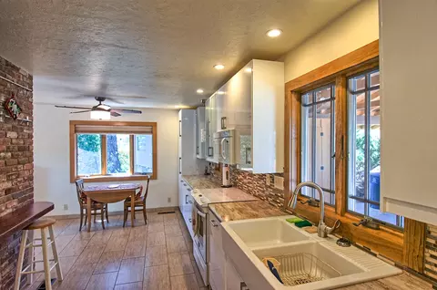 755 Cascade Ct, Redding, CA 96001 photo 9