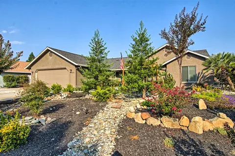 2620 Evergreen Way, Redding, CA 96001 photo 5