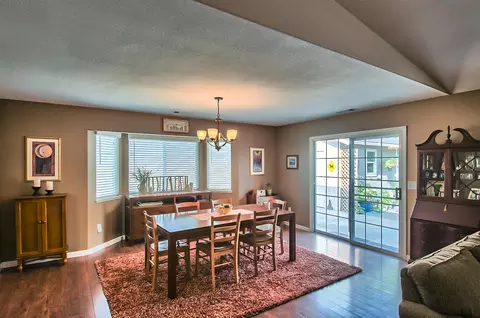 2620 Evergreen Way, Redding, CA 96001 photo 16
