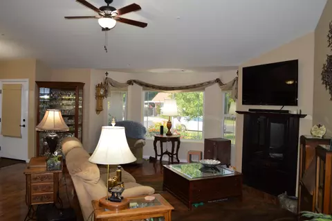 3186 Bedrock Ln, Redding, CA 96003 photo 5