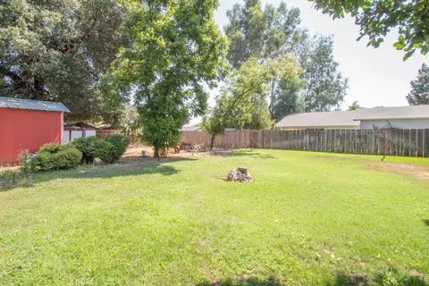 2725 Alfreda Way, Redding, CA 96002 photo 2