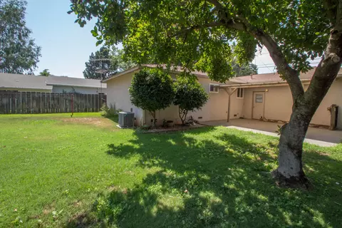 2725 Alfreda Way, Redding, CA 96002 photo 20