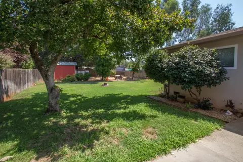 2725 Alfreda Way, Redding, CA 96002 photo 19