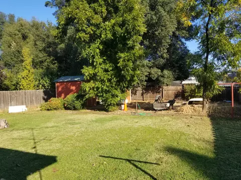 2725 Alfreda Way, Redding, CA 96002 photo 26