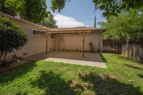 2725 Alfreda Way, Redding, CA 96002 photo 18