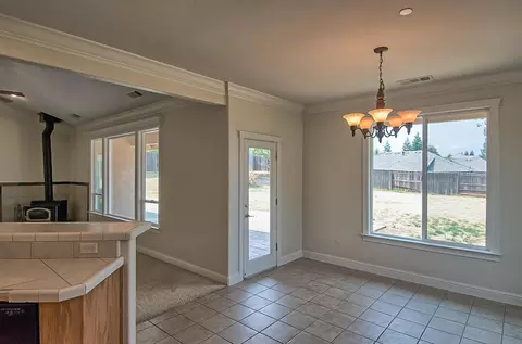 1152 Coggins St, Redding, CA 96003 photo 15