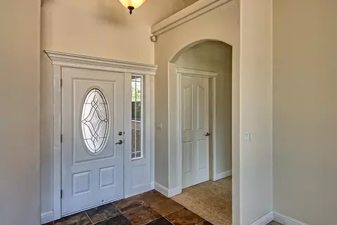 1152 Coggins St, Redding, CA 96003 photo 6