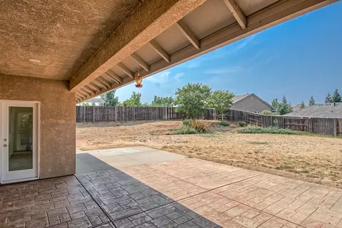 1152 Coggins St, Redding, CA 96003 photo 32