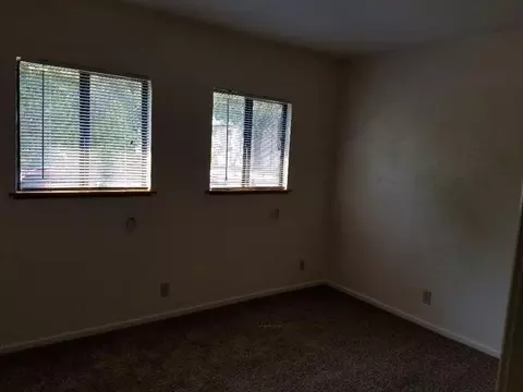 1103 Layton Rd, Redding, CA 96002 photo 7