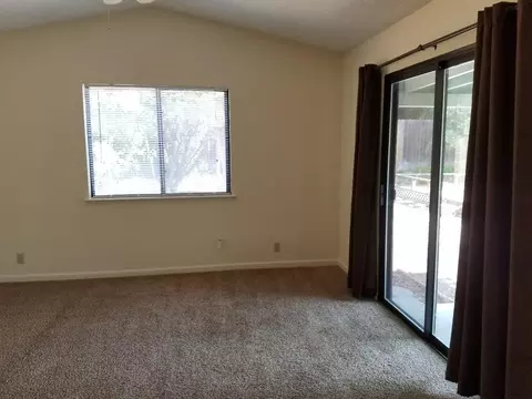 1103 Layton Rd, Redding, CA 96002 photo 9