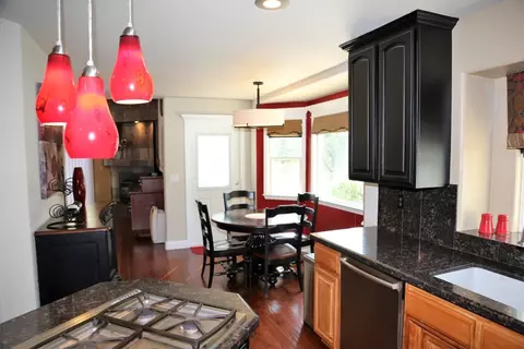 3366 Middleton Ln, Redding, CA 96002 photo 13
