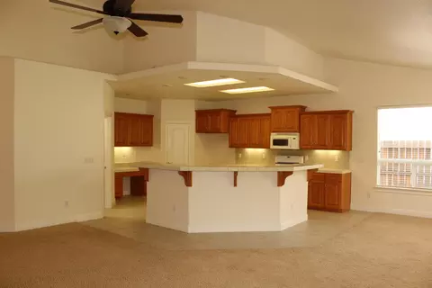 653 Yolla Bolly Trl, Redding, CA 96003 photo 2