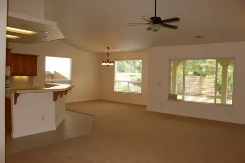 653 Yolla Bolly Trl, Redding, CA 96003 photo 6
