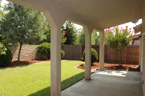 653 Yolla Bolly Trl, Redding, CA 96003 photo 17