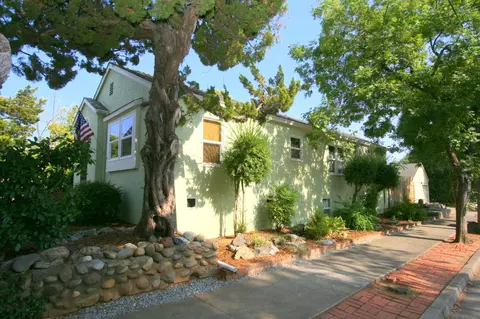 2365 North St, Redding, CA 96001 photo 2