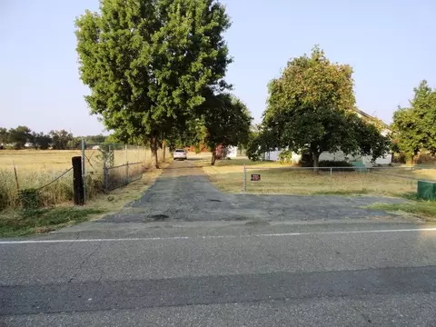 6056 Bellevue Ln, Anderson, CA 96007 photo 4