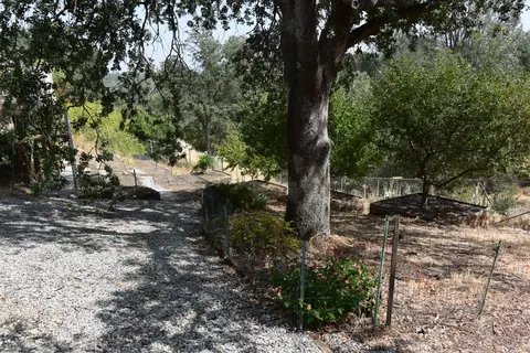 861 Blackstone Ct, Redding, CA 96003 photo 30