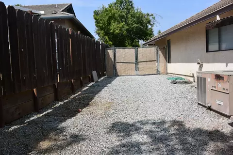 861 Blackstone Ct, Redding, CA 96003 photo 23