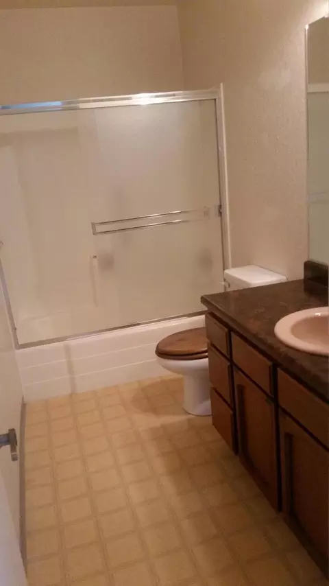 1863 Del Mar Ave, Redding, CA 96003 photo 6