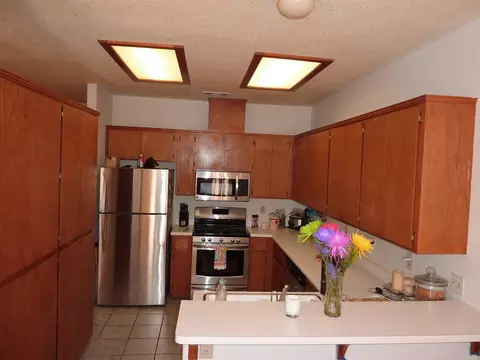 799 Setter Ct, Redding, CA 96003 photo 4