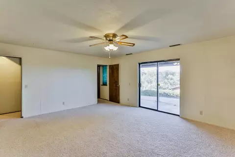 2680 Starlight Blvd, Redding, CA 96001 photo 8