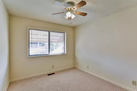 2680 Starlight Blvd, Redding, CA 96001 photo 11