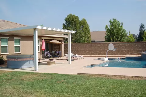 4401 Chinook Dr, Redding, CA 96002 photo 8