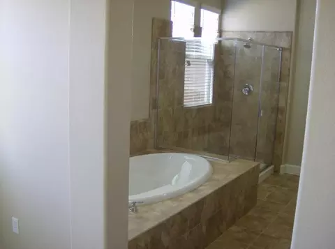 4401 Chinook Dr, Redding, CA 96002 photo 14