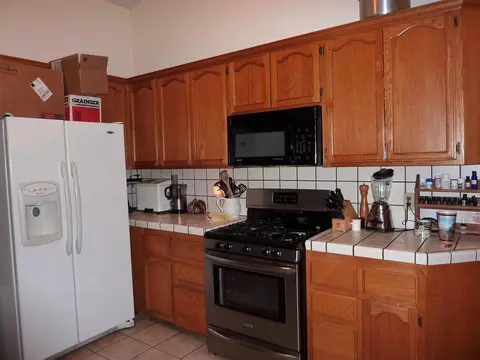 2907 Camulos Way, Redding, CA 96002 photo 4