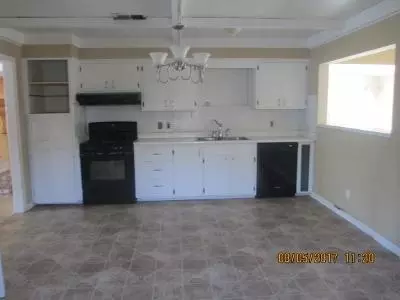1104 4th St, Redding, CA 96002 photo 11