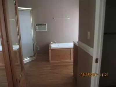 1104 4th St, Redding, CA 96002 photo 3