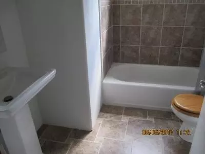 1104 4th St, Redding, CA 96002 photo 2