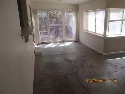 1104 4th St, Redding, CA 96002 photo 8