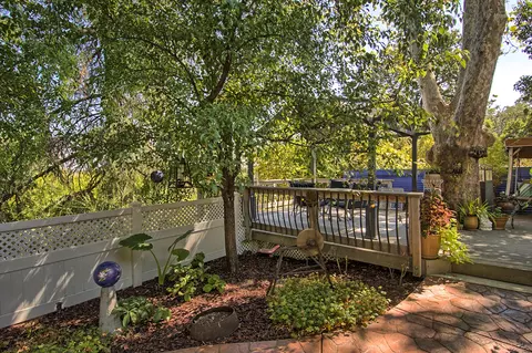 2361 Cliff Dr, Redding, CA 96001 photo 38