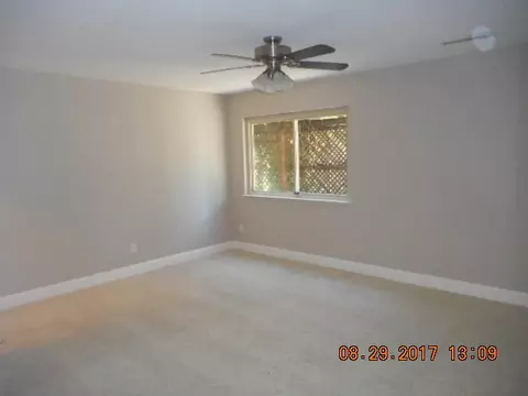 3920 Riverview Dr, Redding, CA 96001 photo 5