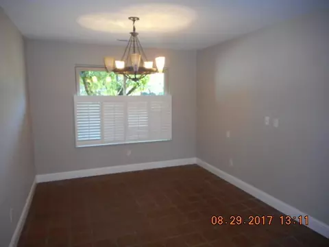 3920 Riverview Dr, Redding, CA 96001 photo 10