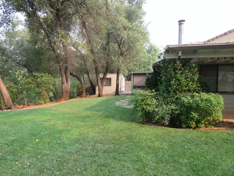 1461 Edgewood Dr, Redding, CA 96003 photo 7