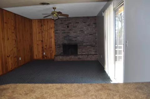 3985 Oro St, Redding, CA 96001 photo 8
