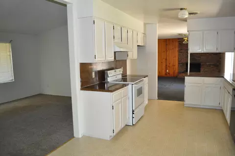 3985 Oro St, Redding, CA 96001 photo 12