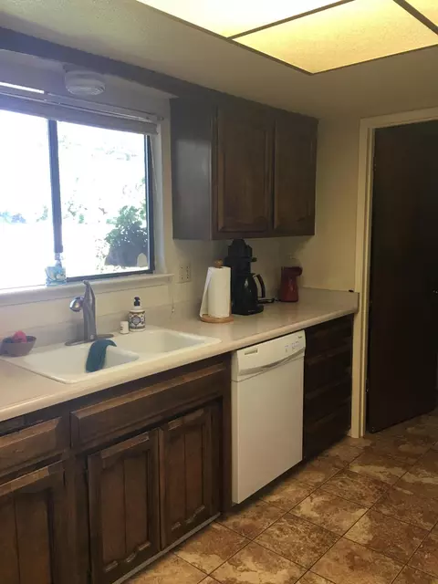 2378 Cliff Dr, Redding, CA 96001 photo 28