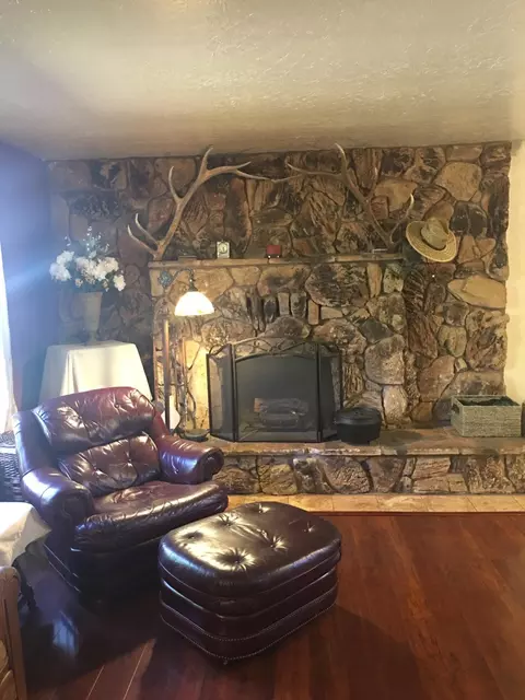 2378 Cliff Dr, Redding, CA 96001 photo 24