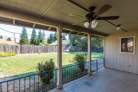4446 Tralee Ln, Redding, CA 96001 photo 13