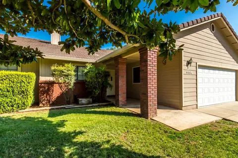 4446 Tralee Ln, Redding, CA 96001 photo 1