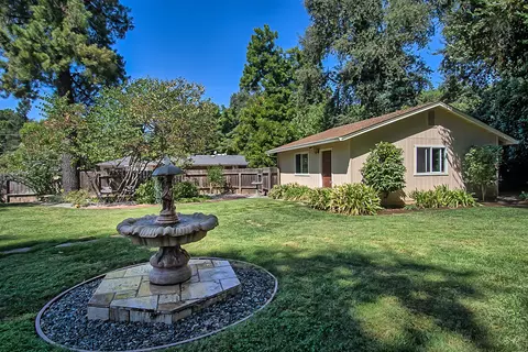 222 Wilshire Dr, Redding, CA 96002 photo 35