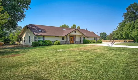 21861 Tranquil Ln, Anderson, CA 96007 photo 9
