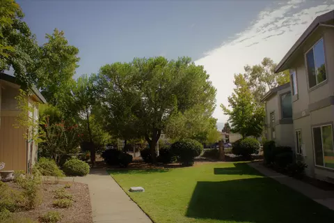 444 Ridgecrest Trl #221, Redding, CA 96003 photo 24