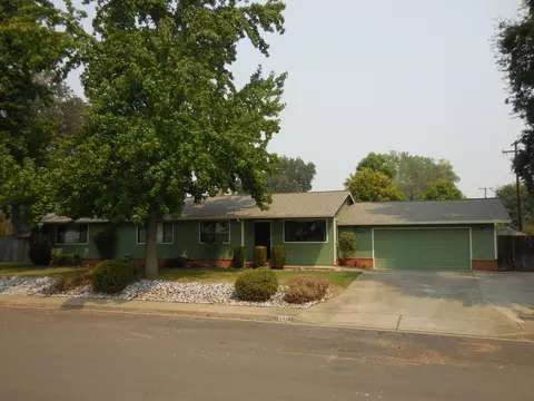 6855 Irving Rd, Redding, CA 96001 photo 4