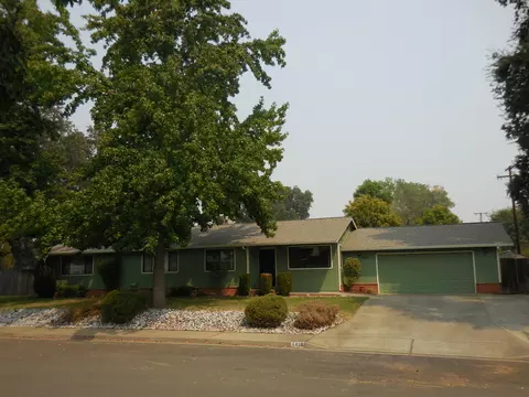6855 Irving Rd, Redding, CA 96001 photo 3