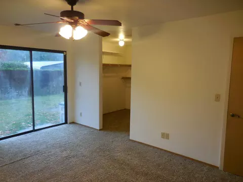 6855 Irving Rd, Redding, CA 96001 photo 11