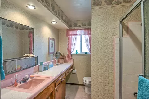 657 Gary Ct, Redding, CA 96002 photo 30